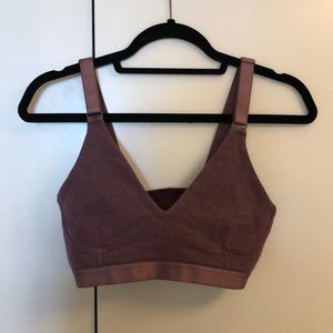 Lululemon bra size 6